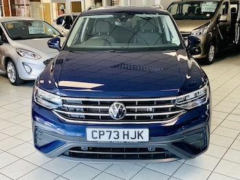 Used Volkswagen Tiguan Allspace 2023 for sale - 79302118: Photo