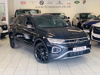 Used Volkswagen T-Roc 2024 for sale - 79620508: Photo