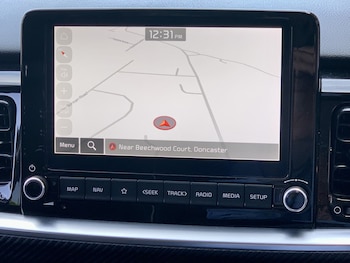 Used Kia Stonic 2024 for sale - 78970567: Photo