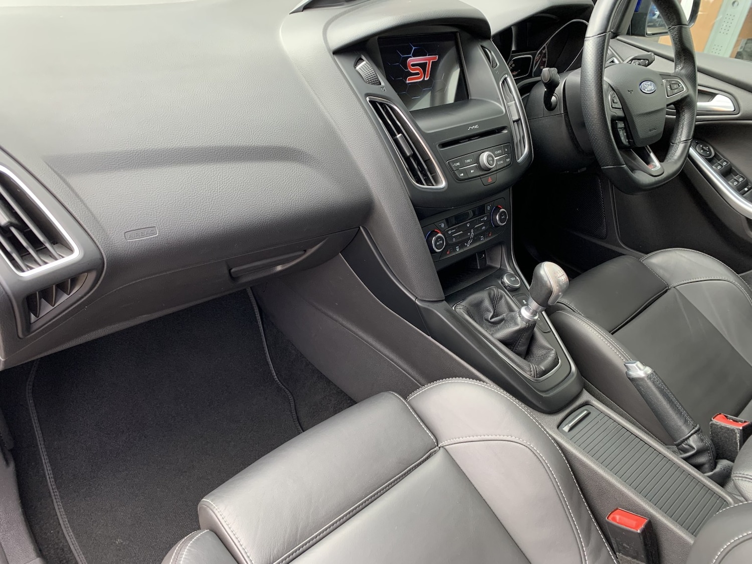 Used Ford Focus 2017 for sale - 78145898: Photo 2