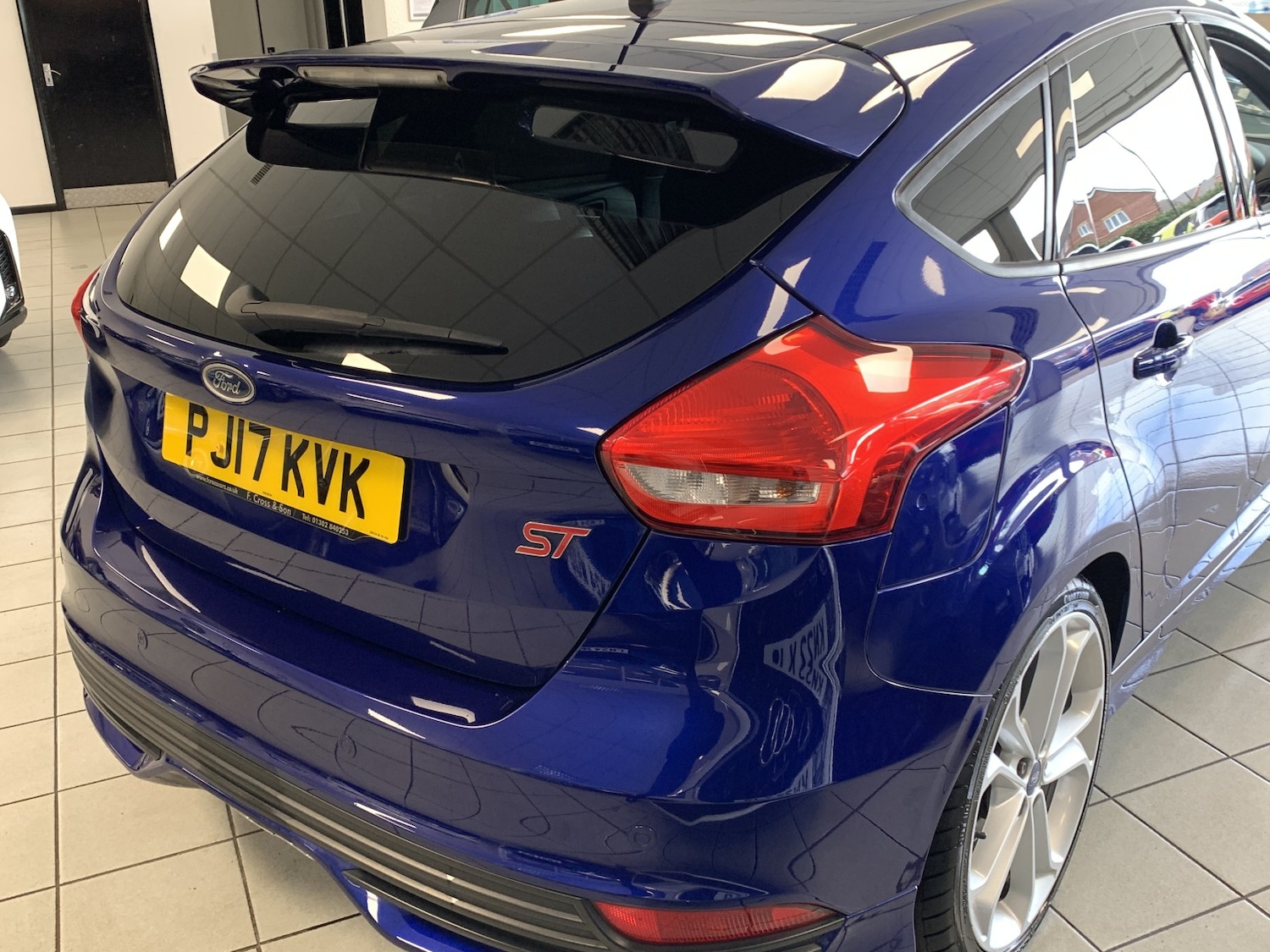 Used Ford Focus 2017 for sale - 78145898: Photo 8