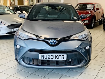 Used Toyota C-HR 2023 for sale - 78703498: Photo