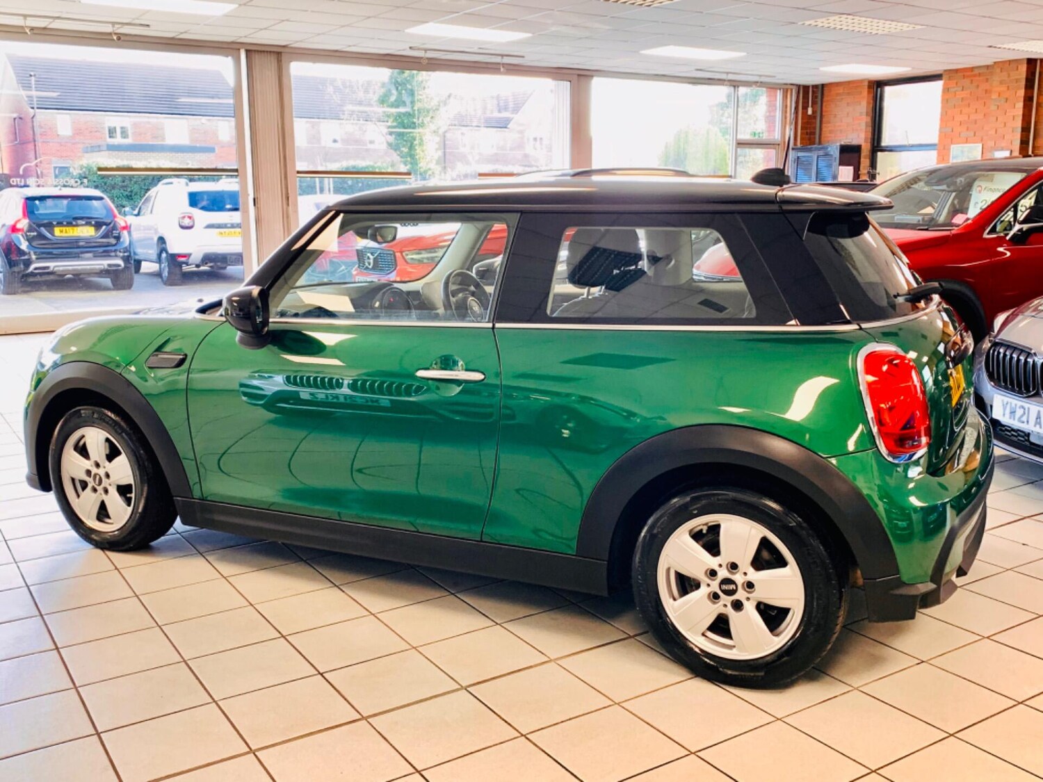 Used MINI Hatch 2021 for sale - 77844688: Photo 9