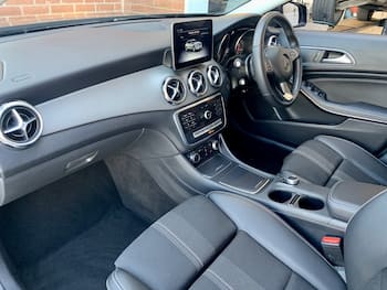Used Mercedes-Benz GLA 2019 for sale - 79620549: Photo
