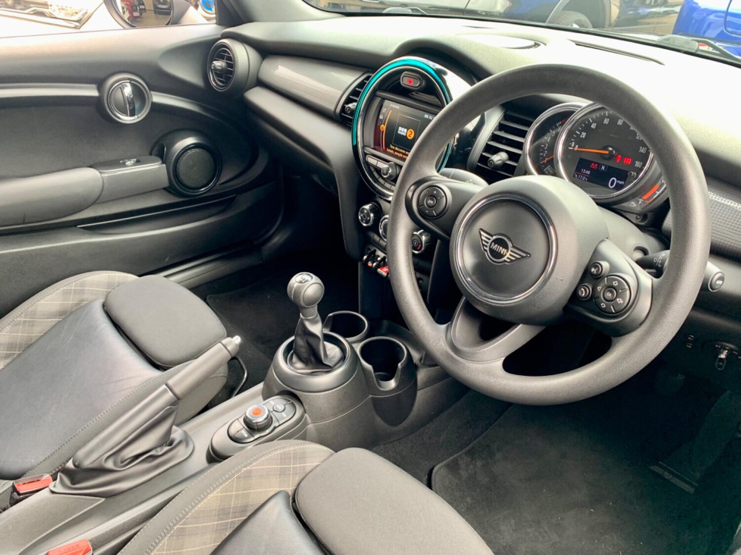 Used MINI Convertible 2019 for sale - 77844672: Photo 19