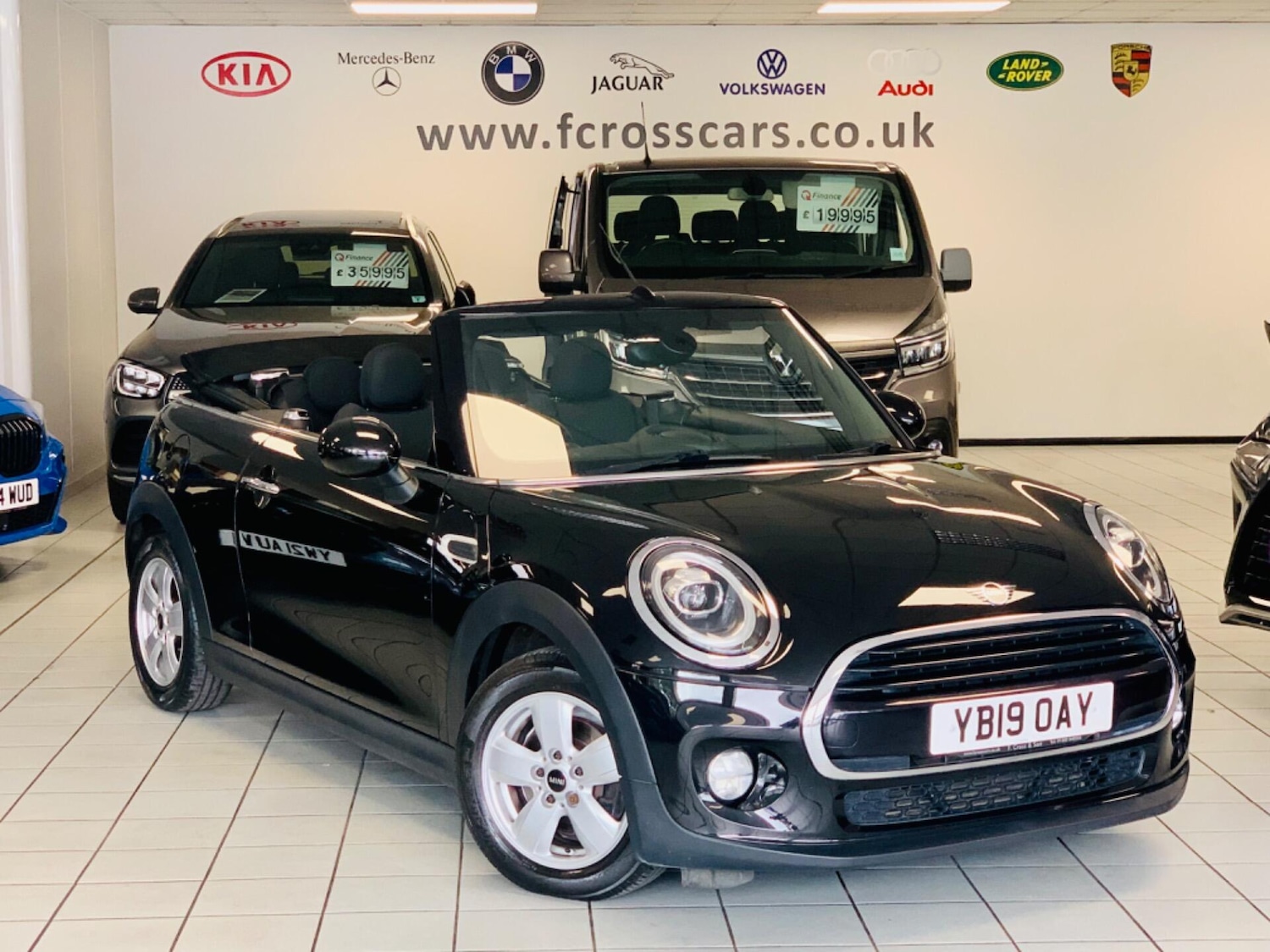 Used MINI Convertible 2019 for sale - 77844672: Photo 5