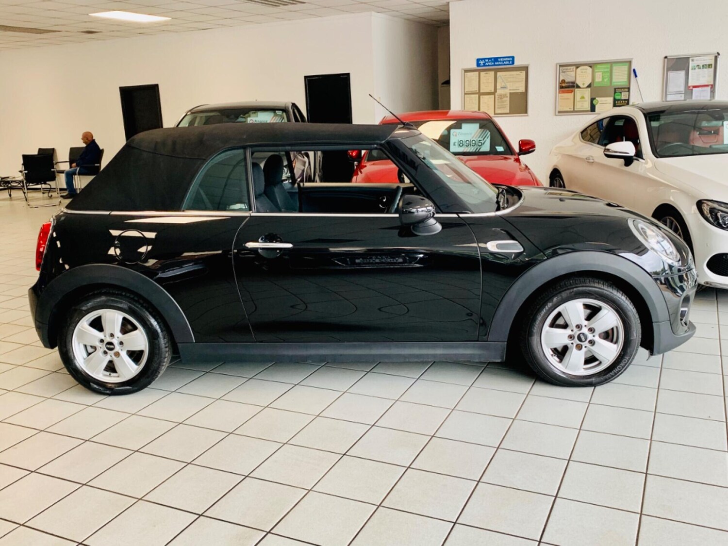 Used MINI Convertible 2019 for sale - 77844672: Photo 7