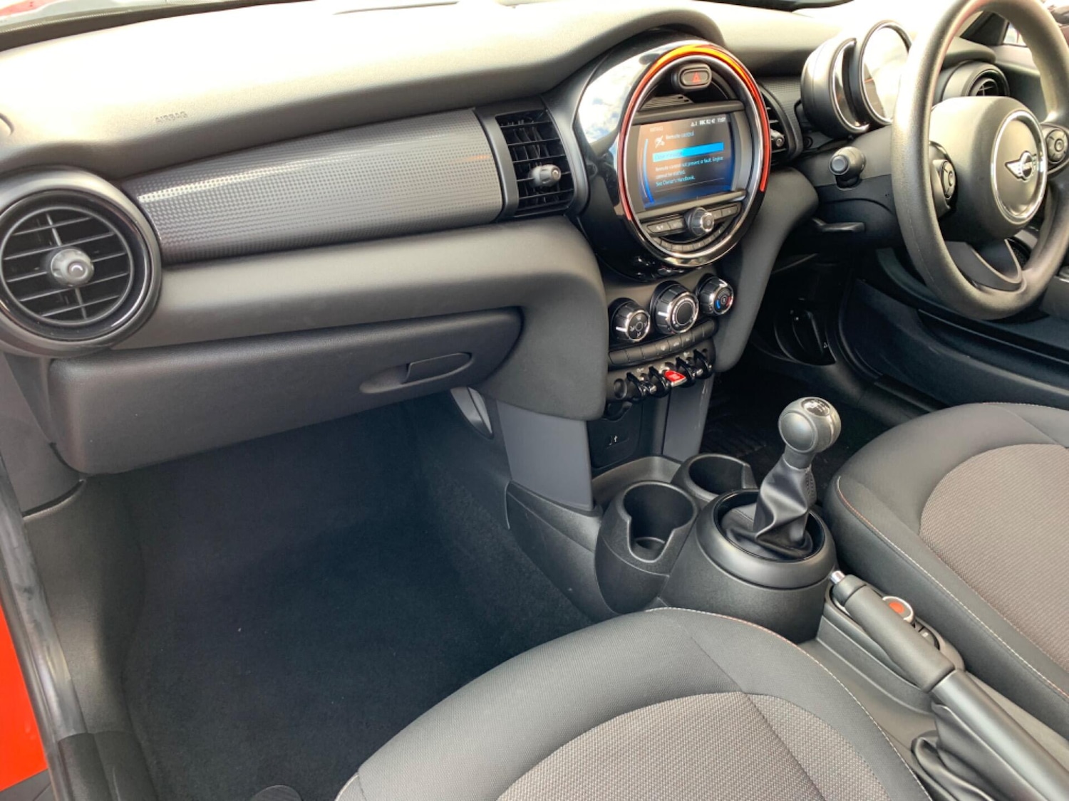 Used MINI Hatch 2018 for sale - 77844682: Photo 2