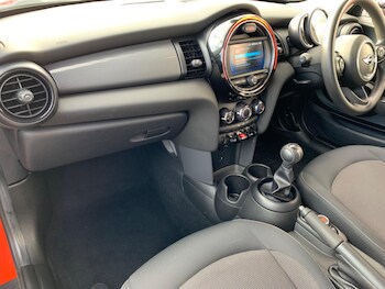 Used MINI Hatch 2018 for sale - 77844682: Photo