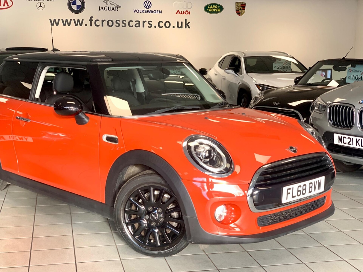 Used MINI Hatch 2018 for sale - 77844682: Photo 4