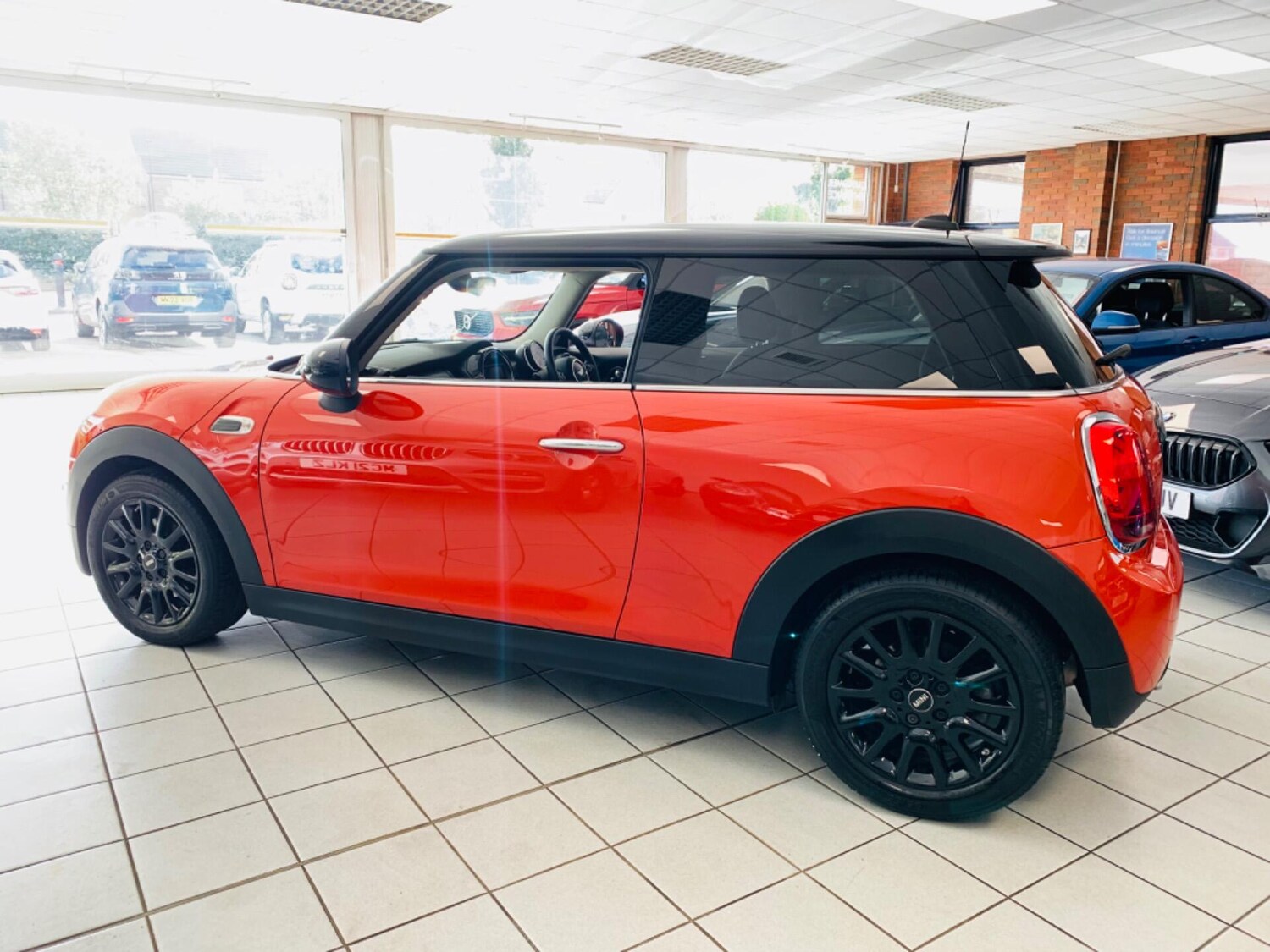 Used MINI Hatch 2018 for sale - 77844682: Photo 9
