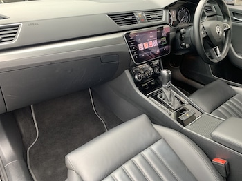 Used Skoda Superb 2018 for sale - 78513813: Photo
