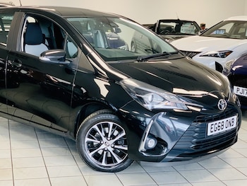 Used Toyota Yaris 2019 for sale - 78306536: Photo