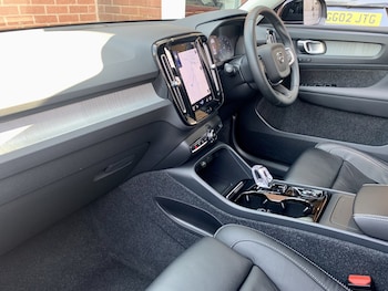 Used Volvo XC40 2022 for sale - 78987092: Photo