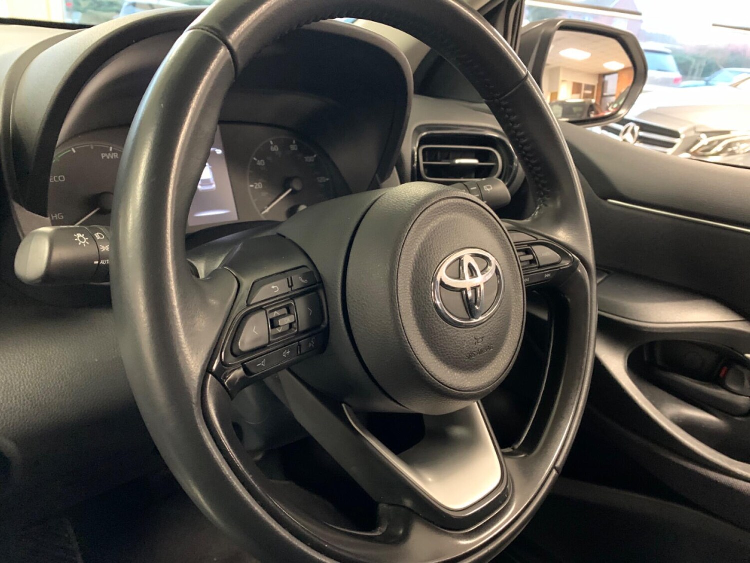 Used Toyota Yaris 2023 for sale - 77844680: Photo 11