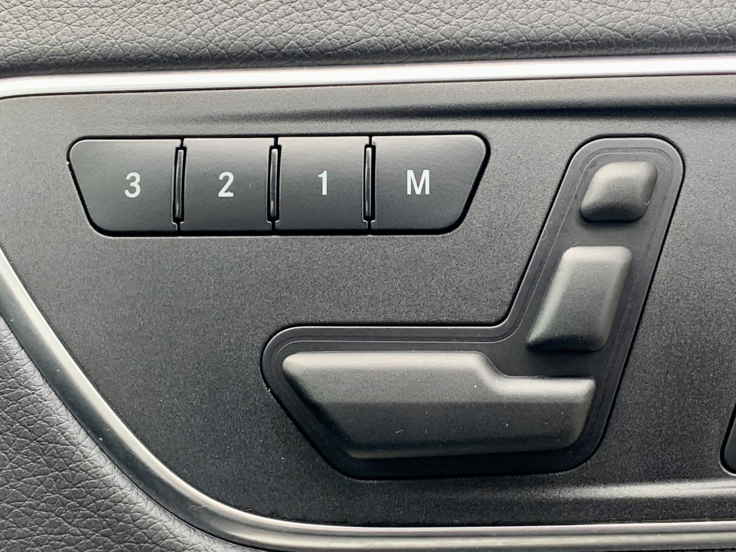 Used Mercedes-Benz GLA 2016 for sale - 78045593: Photo 21