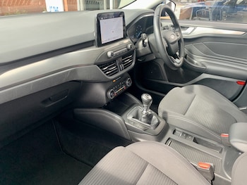 Used Ford Focus 2019 for sale - 79588908: Photo