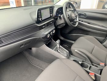 Used Hyundai i20 2024 for sale - 79725245: Photo