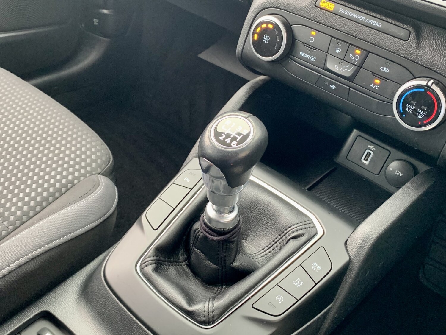 Used Ford Focus 2020 for sale - 77844932: Photo 20