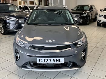 Used Kia Stonic 2023 for sale - 79872700: Photo