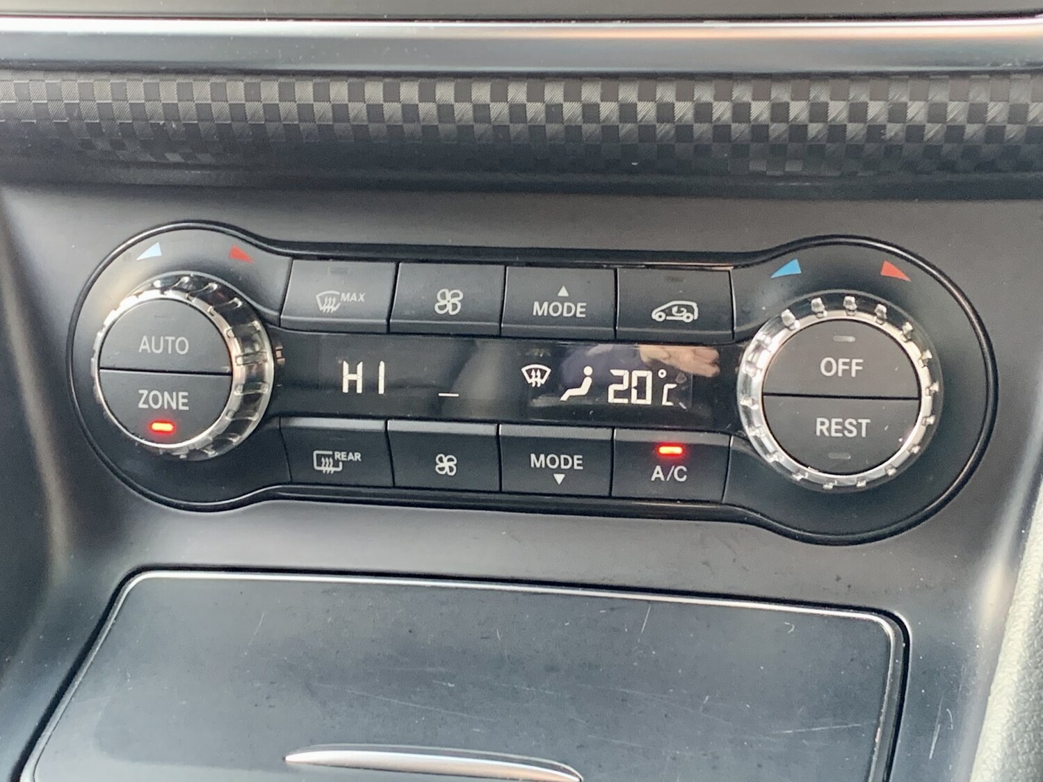 Used Mercedes-Benz A-Class 2017 for sale - 77844875: Photo 20