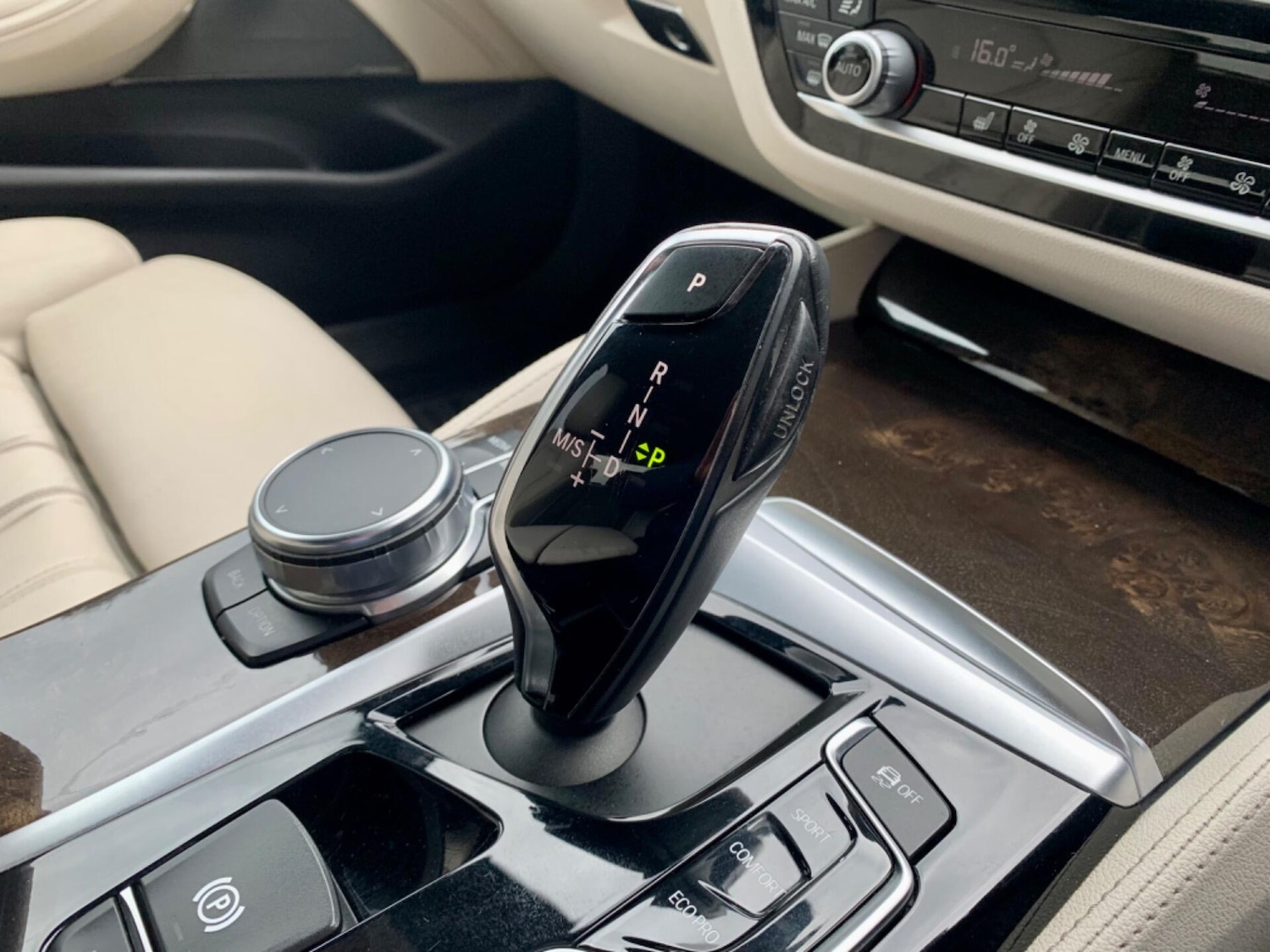 Used BMW 5 Series 2017 for sale - 77844679: Photo 19