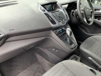 Used Ford Tourneo Connect 2015 for sale - 78545806: Photo