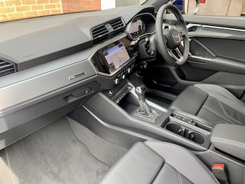 Used Audi Q3 2024 for sale - 79347264: Photo
