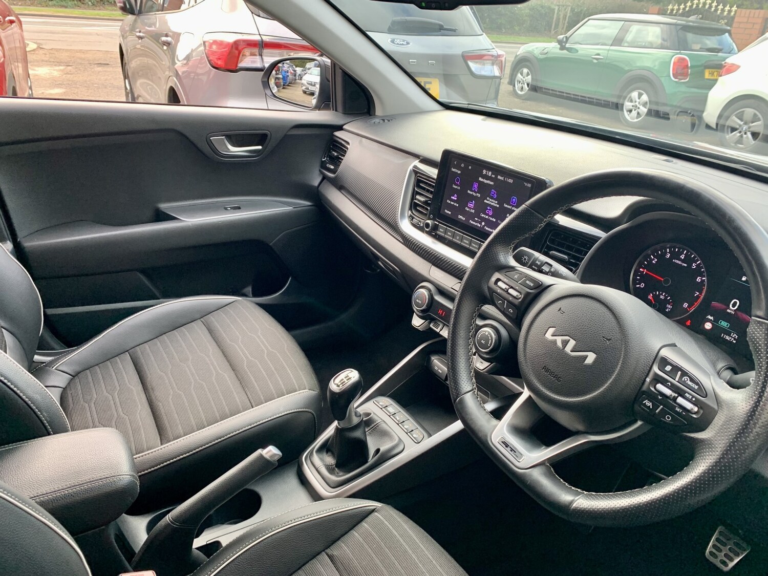 Used Kia Stonic 2024 for sale - 77844958: Photo 13