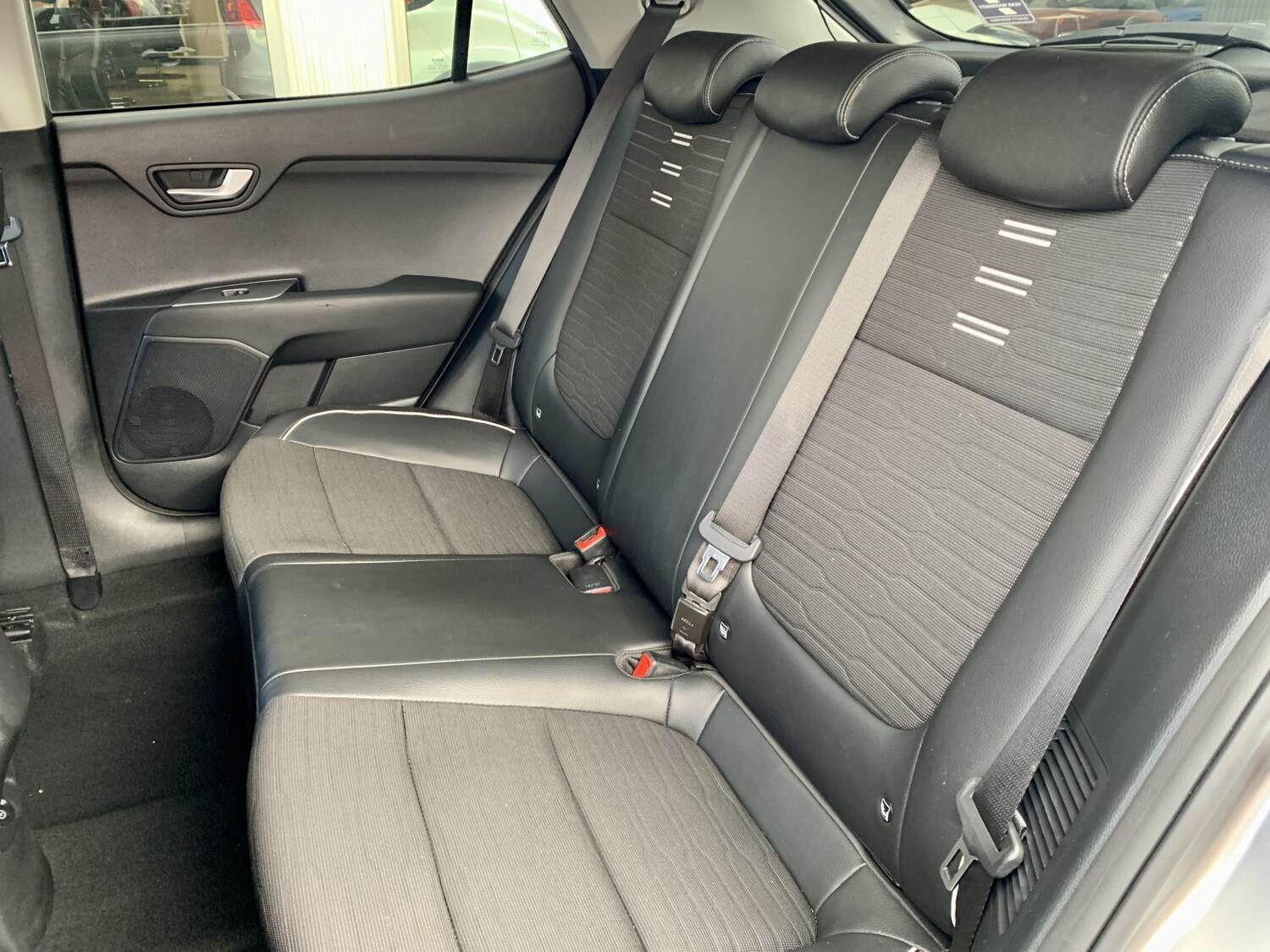 Used Kia Stonic 2024 for sale - 77844958: Photo 23