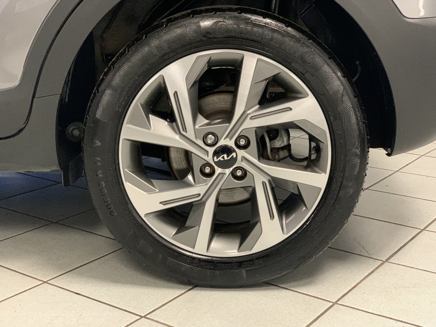 Used Kia Stonic 2024 for sale - 77844958: Photo 24