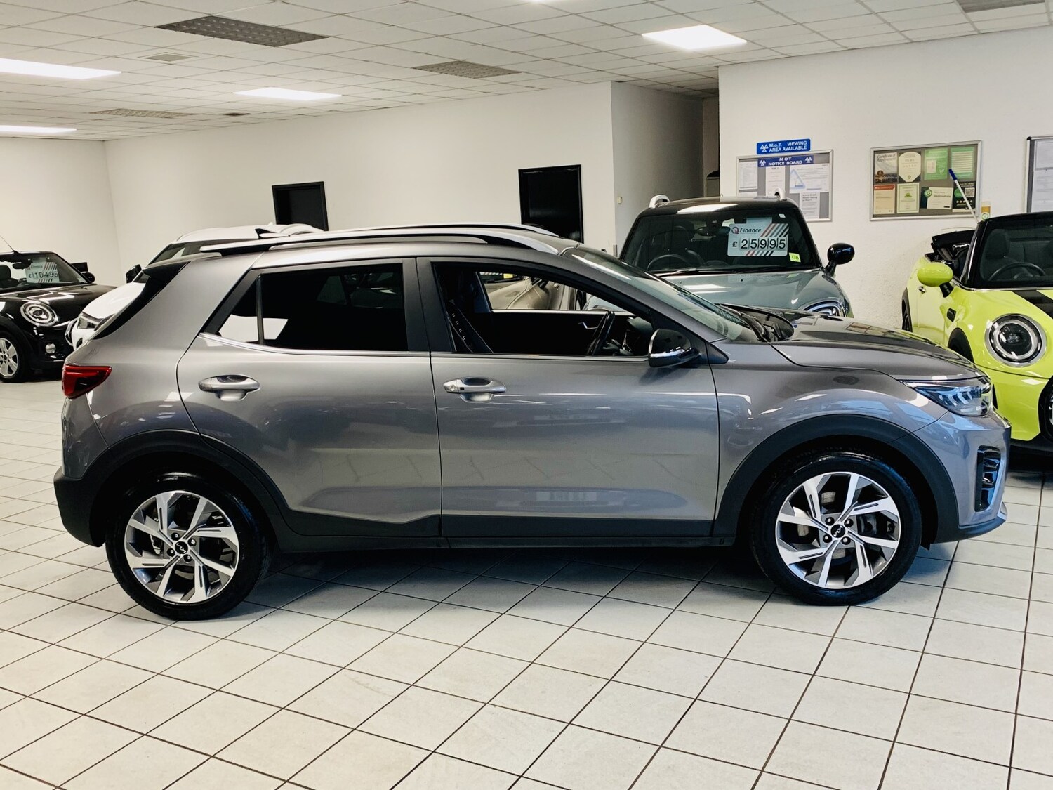 Used Kia Stonic 2024 for sale - 77844958: Photo 6