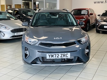 Used Kia Stonic 2023 for sale - 78833515: Photo