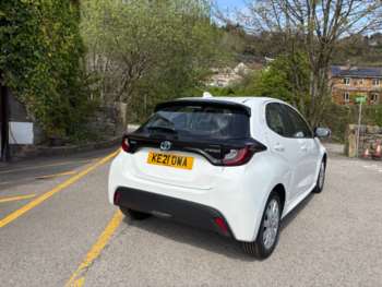 Used Toyota Yaris 2021 for sale - 74469570: Photo