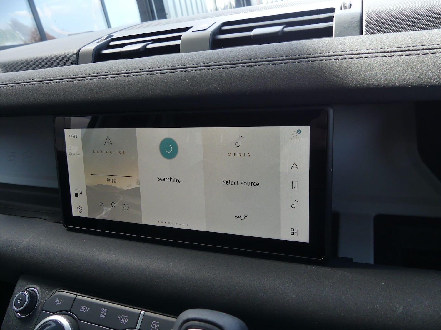 Used Land Rover Defender 2023 for sale - 78204767: Photo 17