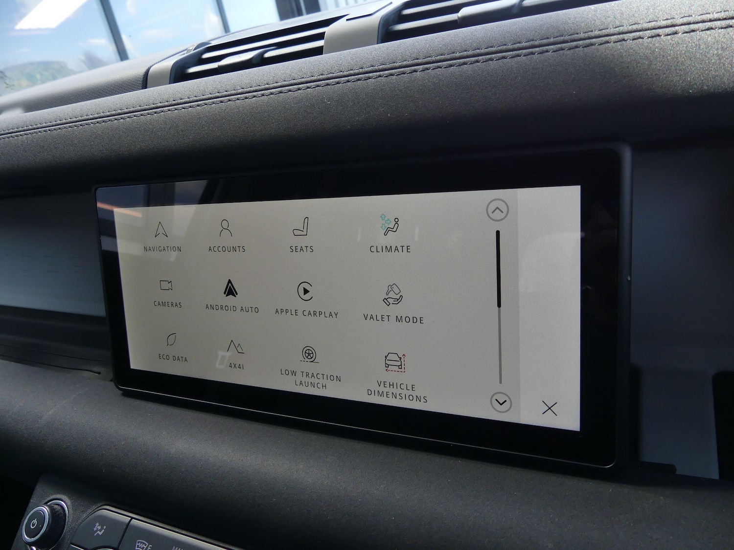 Used Land Rover Defender 2023 for sale - 78204767: Photo 20