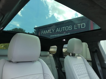 Used Land Rover Range Rover Evoque 2023 for sale - 75949552: Photo