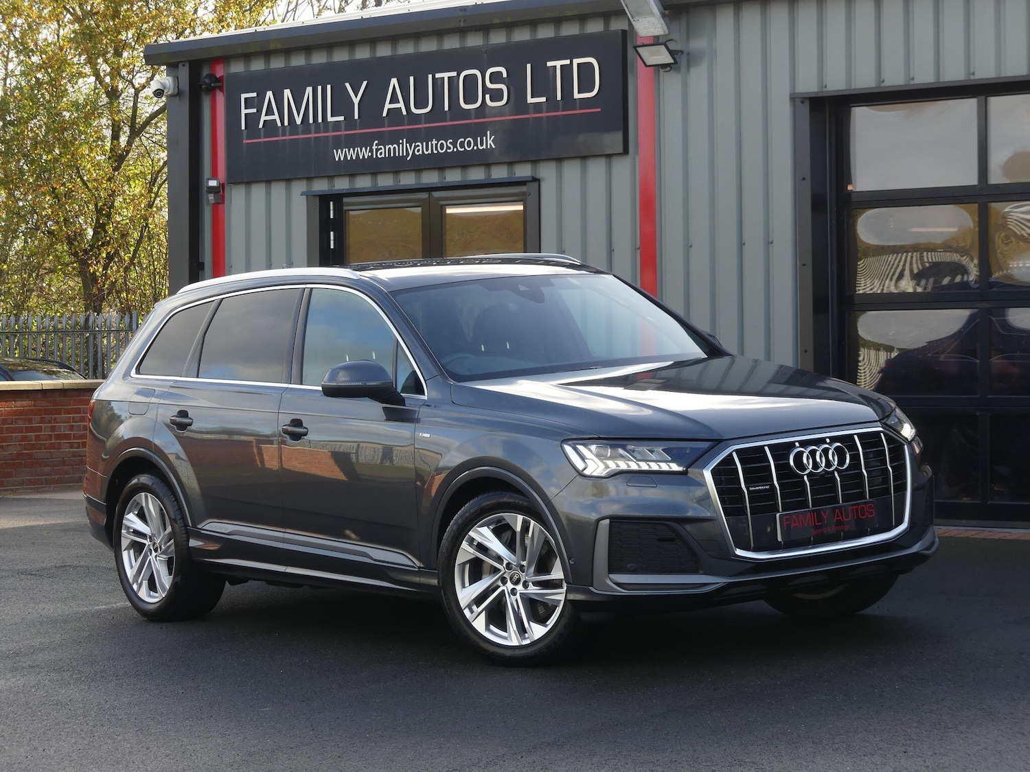 Used Audi Q7 2024 for sale - 76620523: Photo 1