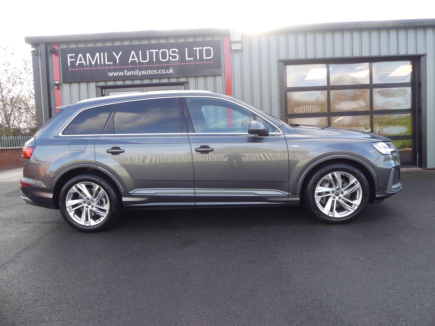 Used Audi Q7 2024 for sale - 76620523: Photo 10
