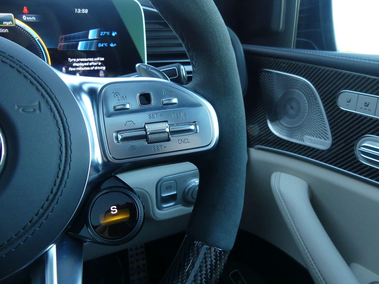 Used Mercedes-Benz GLS 2023 for sale - 77132021: Photo 16