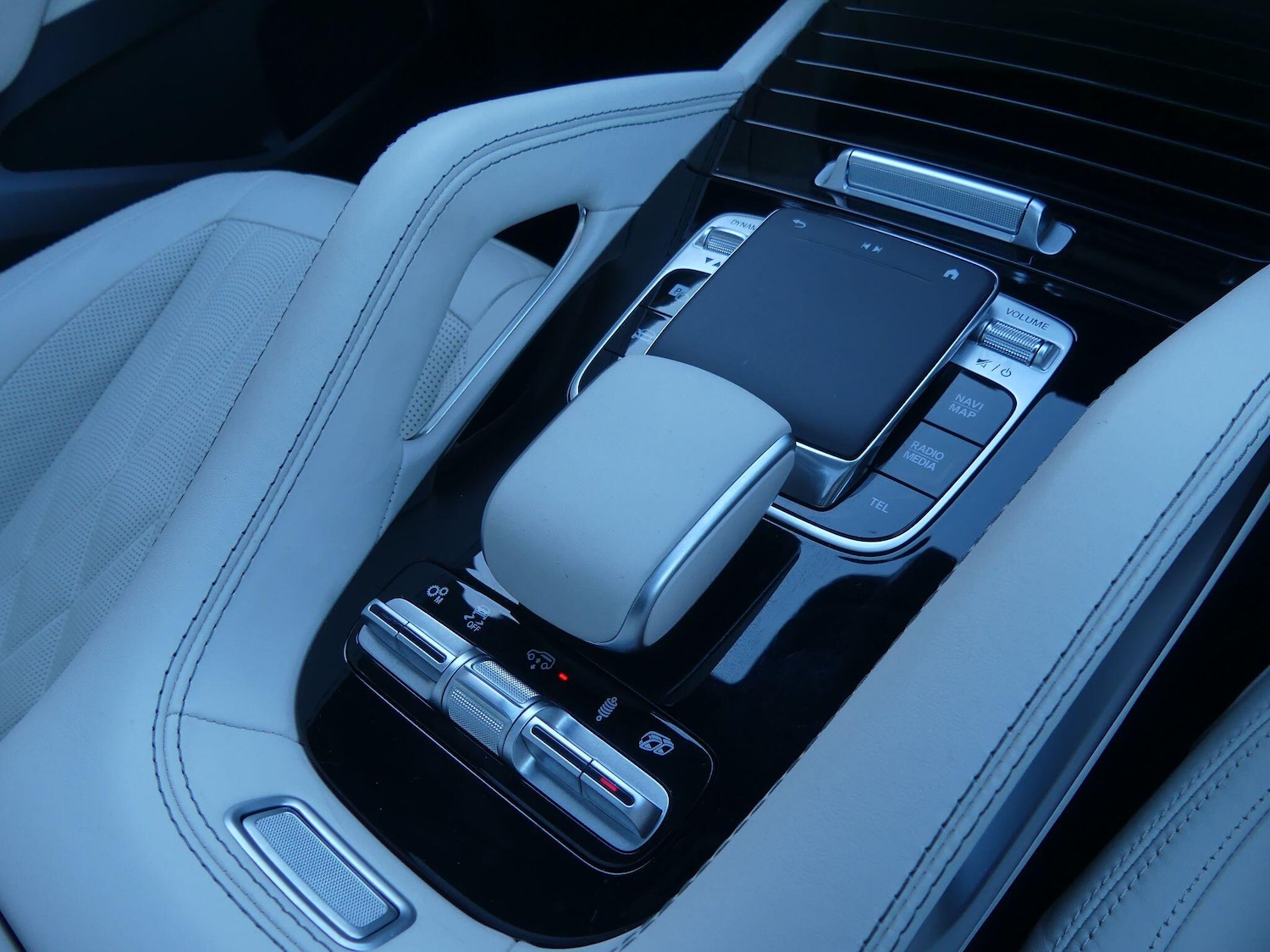 Used Mercedes-Benz GLS 2023 for sale - 77132021: Photo 21