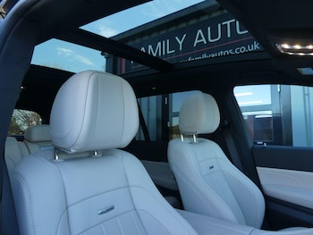 Used Mercedes-Benz GLS 2023 for sale - 77132021: Photo