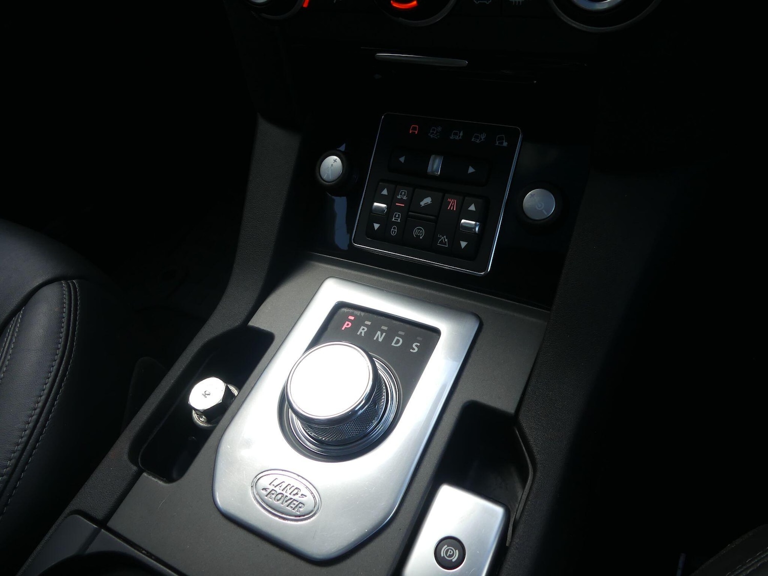 Used Land Rover Discovery 2016 for sale - 78204153: Photo 16