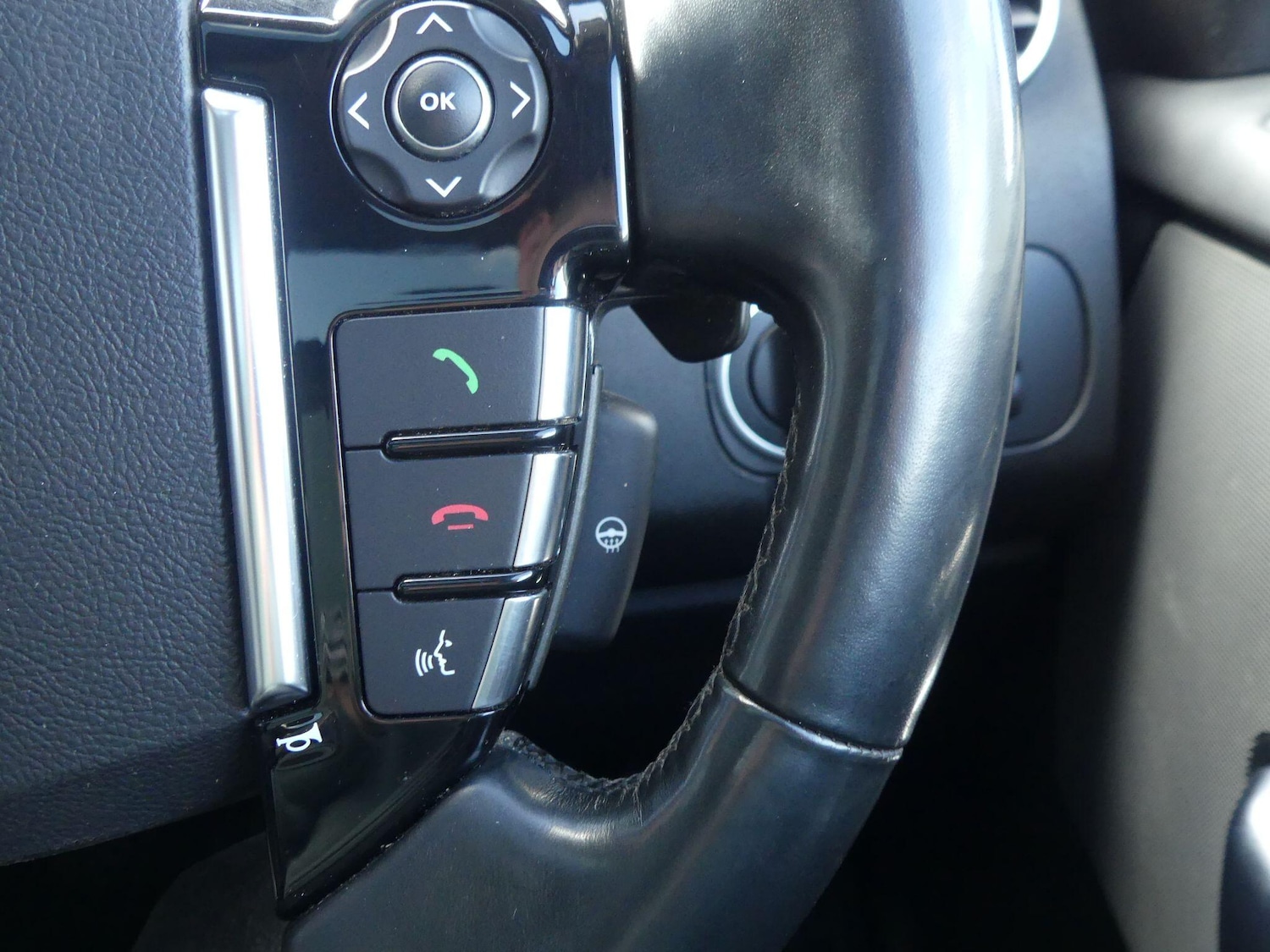 Used Land Rover Discovery 2016 for sale - 78204153: Photo 23