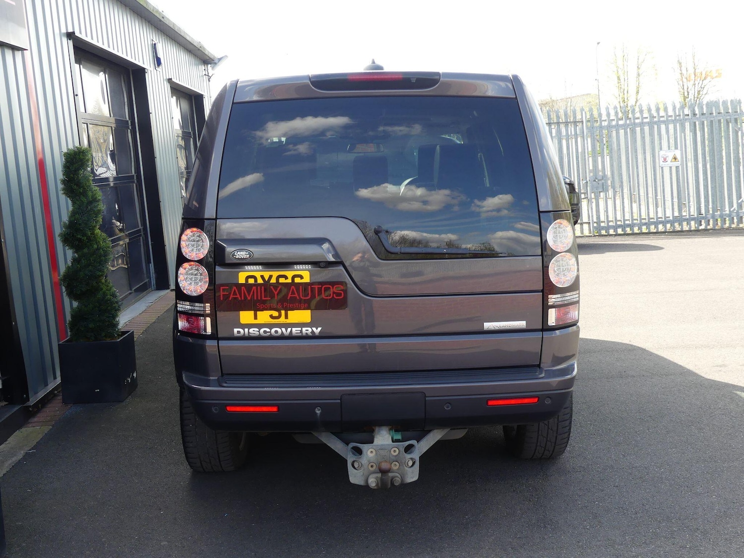 Used Land Rover Discovery 2016 for sale - 78204153: Photo 8