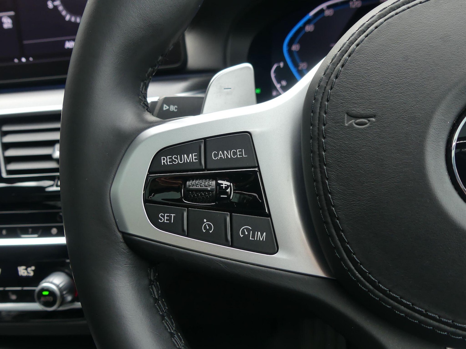 Used BMW 5 Series 2021 for sale - 76995938: Photo 21