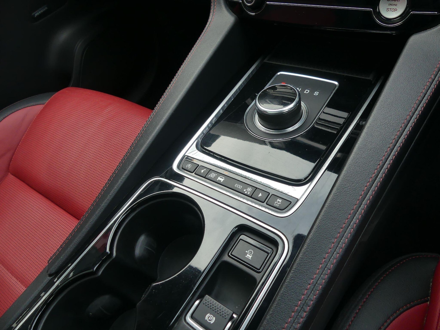 Used Jaguar F-Pace 2016 for sale - 77854088: Photo 15