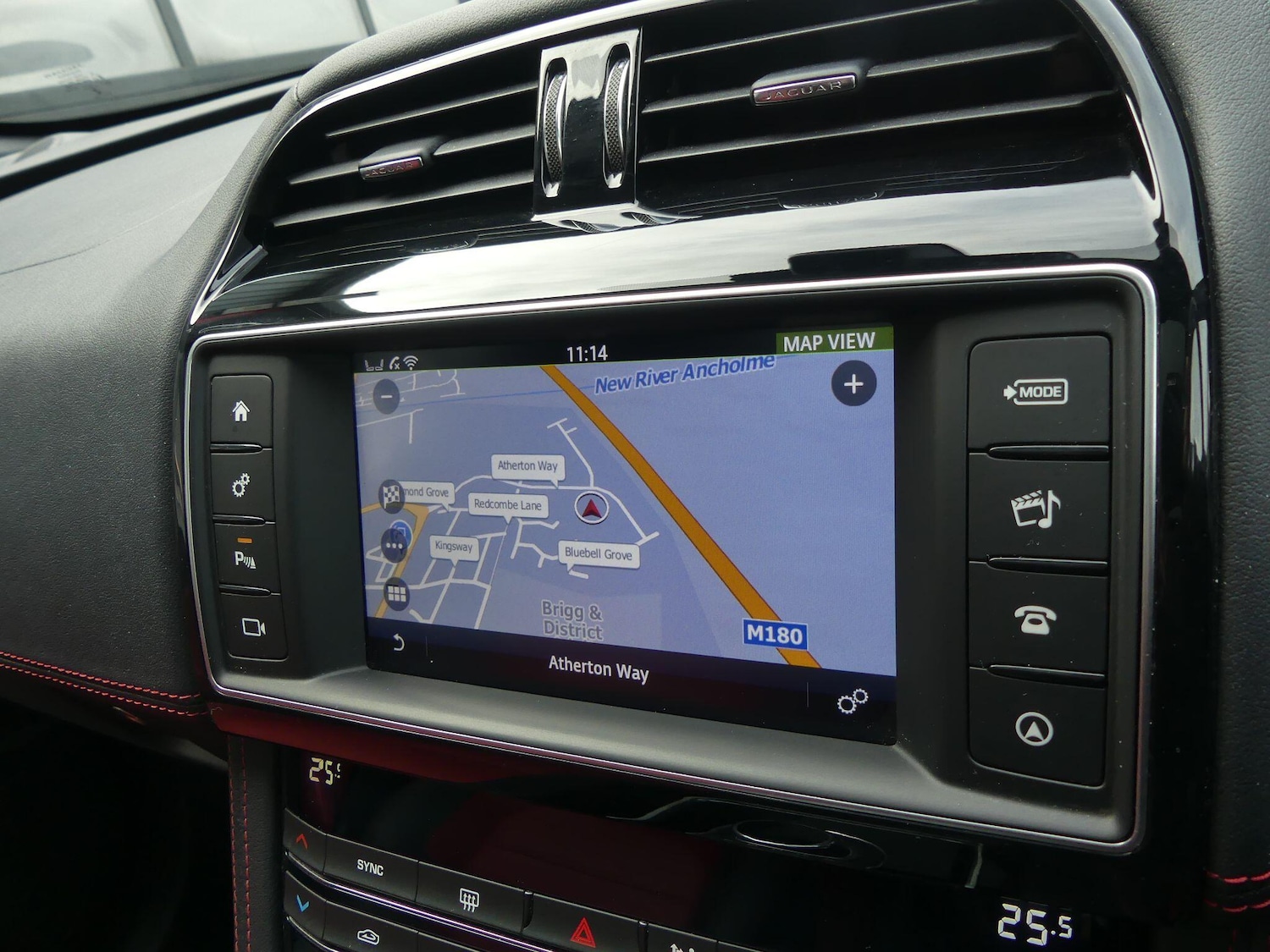 Used Jaguar F-Pace 2016 for sale - 77854088: Photo 19