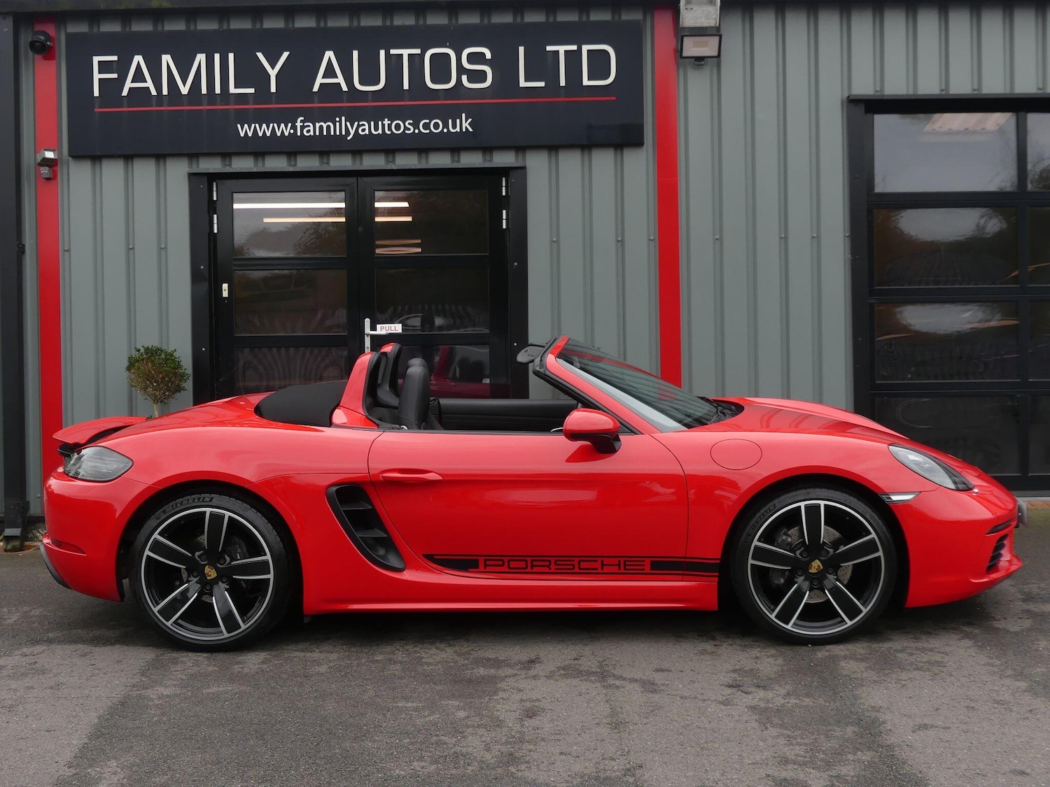 Used Porsche 718 Boxster 2020 for sale - 76432101: Photo 7