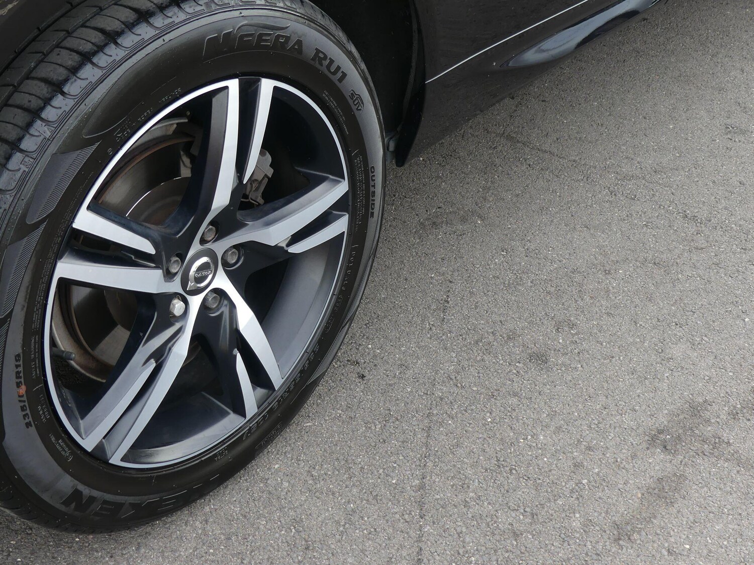 Used Volvo XC60 2018 for sale - 77658543: Photo 11